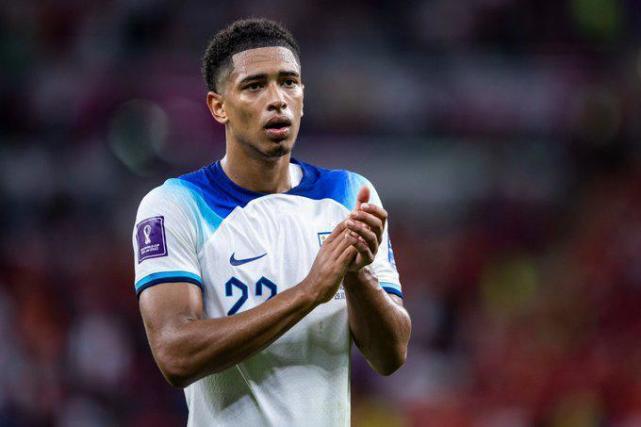 何赢得舆论 何赢得舆论