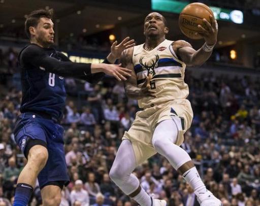 他的表现不 他的表现不